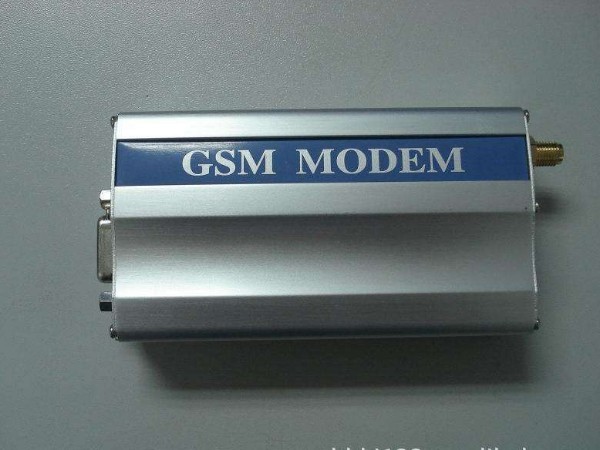 短信貓(GSM MODEM)在動(dòng)環(huán)檢測(cè)報(bào)警系統(tǒng)中的使用